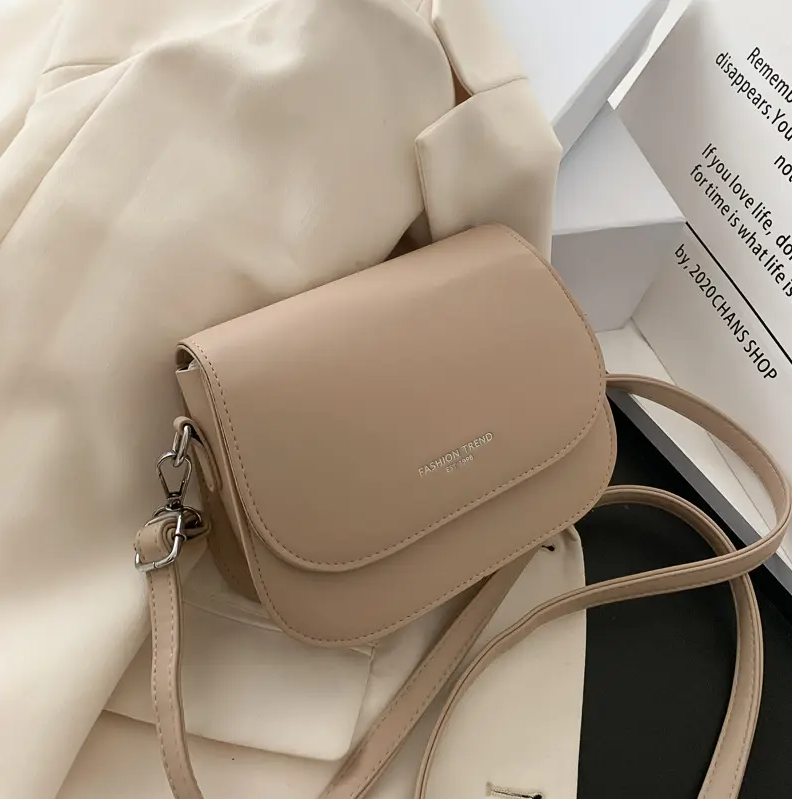 Bolso de Mano Elegancia Clásica